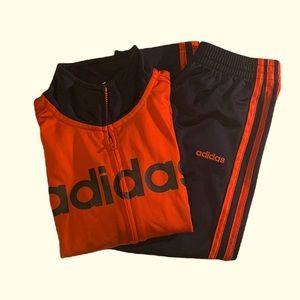 Pre-Owned Boys Adidas Track Set - Size 5